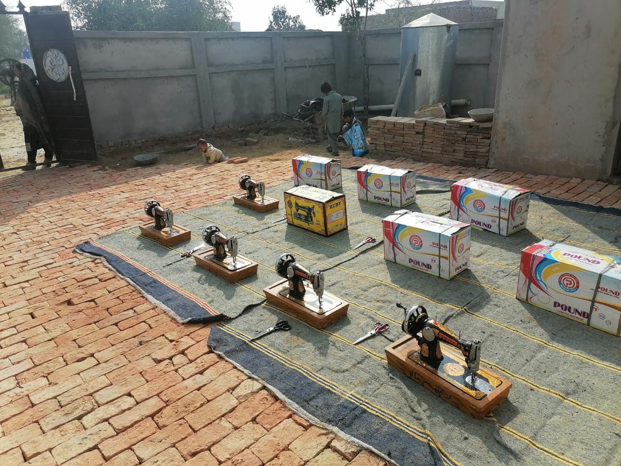 The Bahawalpur Sewing Center, photo 4
